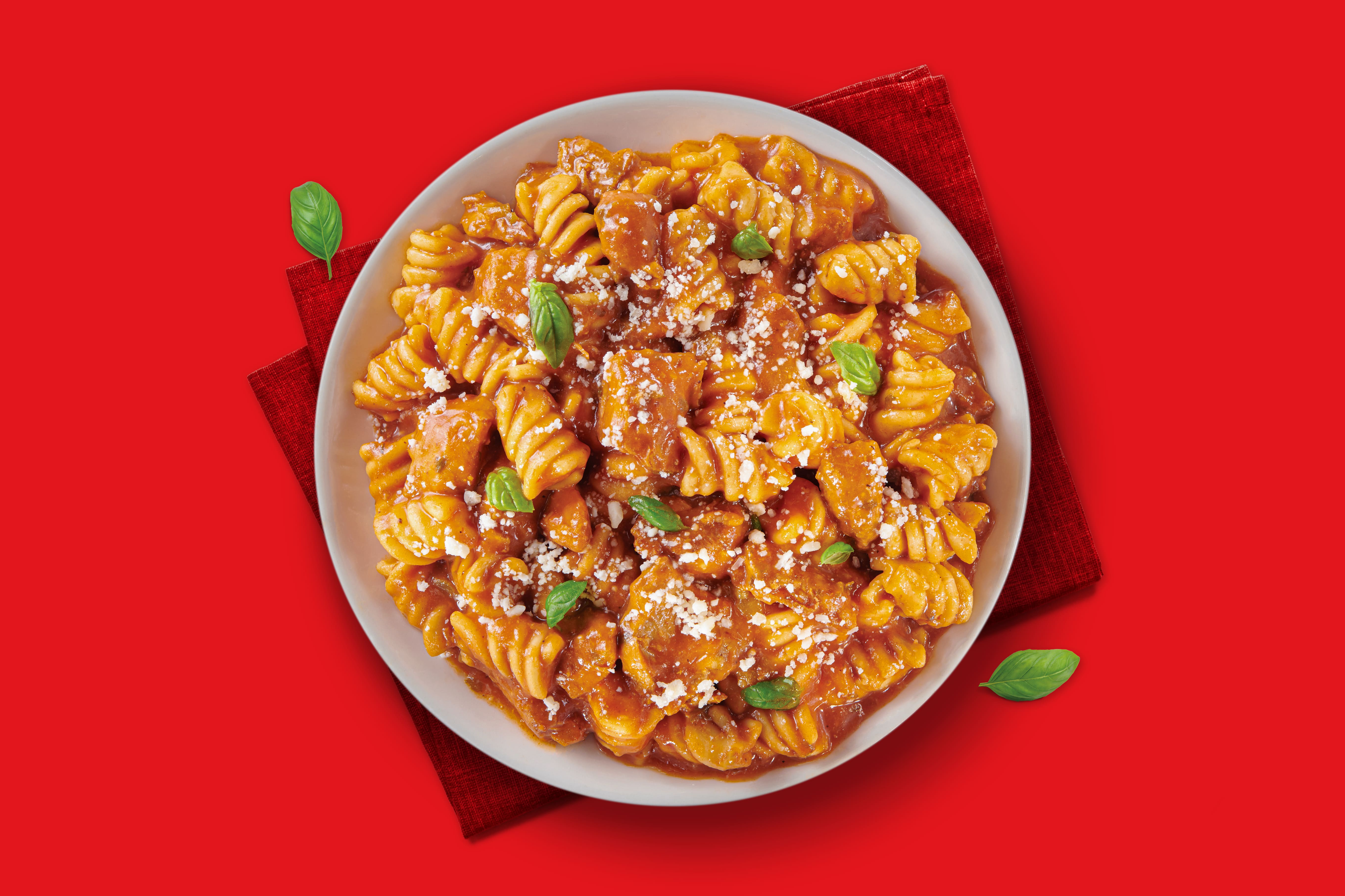 Chicken Pasta Parmigiana (9.3 oz tray)